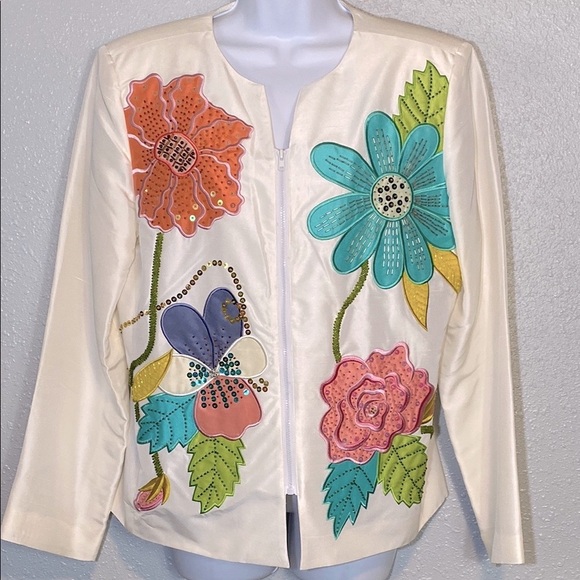 VNTG Russell Kemp 100% Silk Floral Blazer with Beaded Detailing - Picture 10 of 10